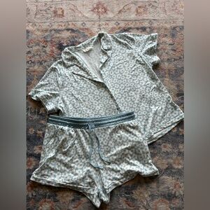 Women’s pajama/lounge set